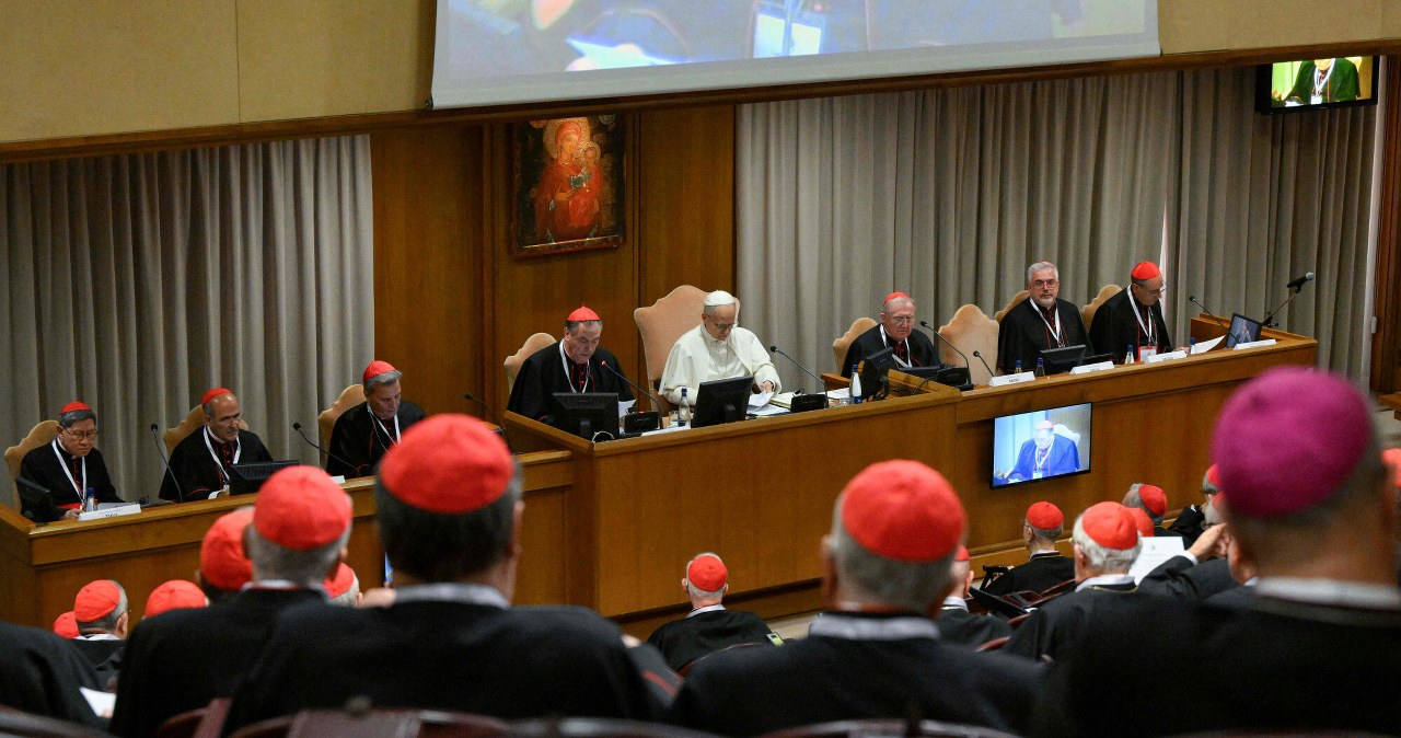 Papież Leon XIV zwołał nadzwyczajny konsystorz. Ponad 200 kardynałów w Watykanie