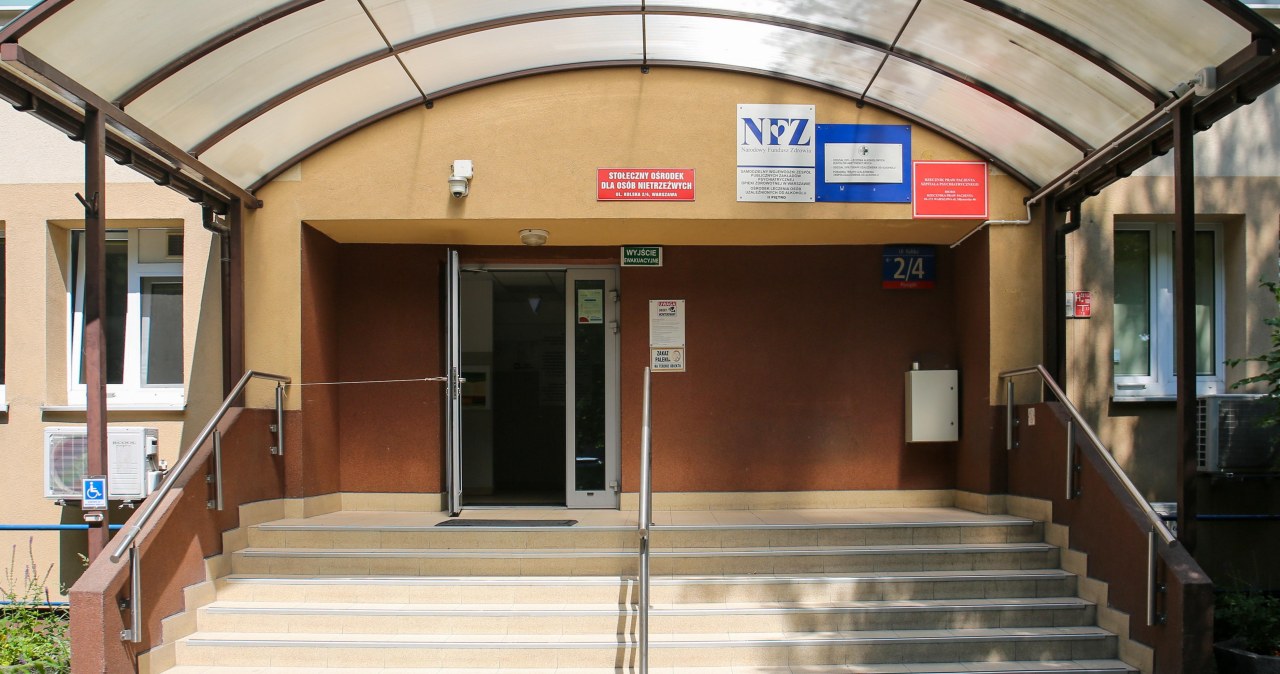 Warszawa podnosi ceny za pobyt w izbie wytrzeźwień. Ile opłata za noc?