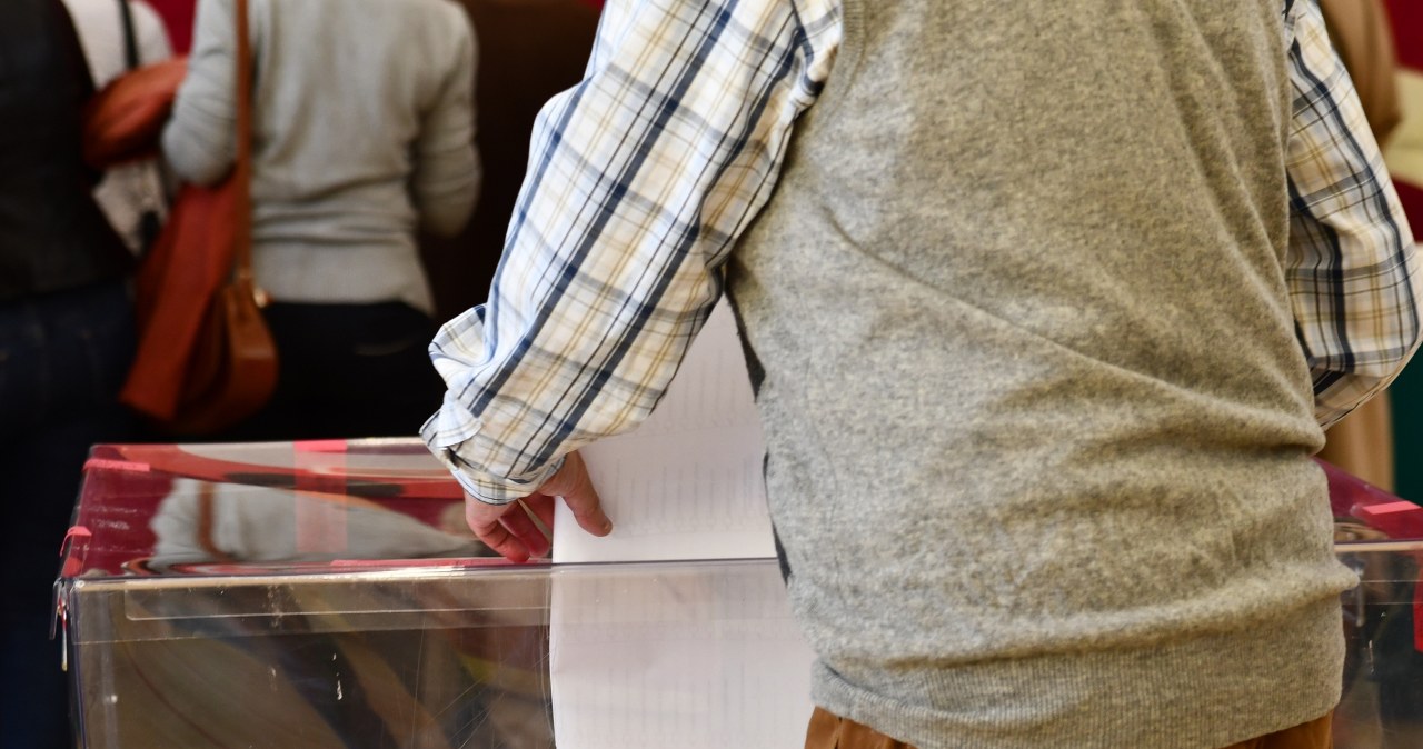 Referendum w Krakowie. Ważą się losy prezydenta i rady miasta