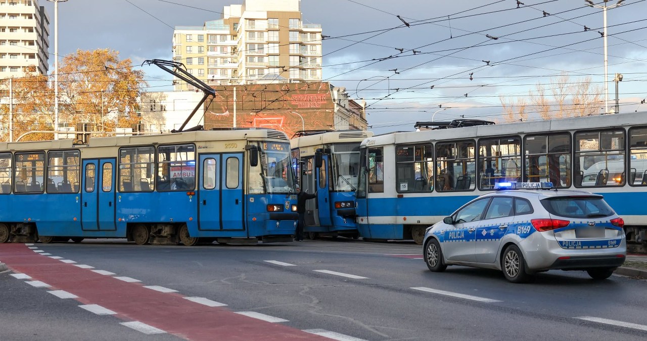 Zderzenie tramwajów we Wrocławiu. Są poszkodowani