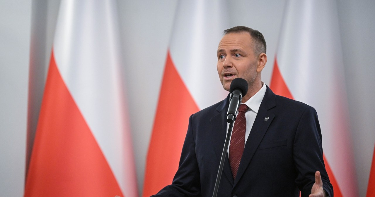 ​Nowy sondaż ws. programu SAFE. Czy prezydent powinien podpisać ustawę?
