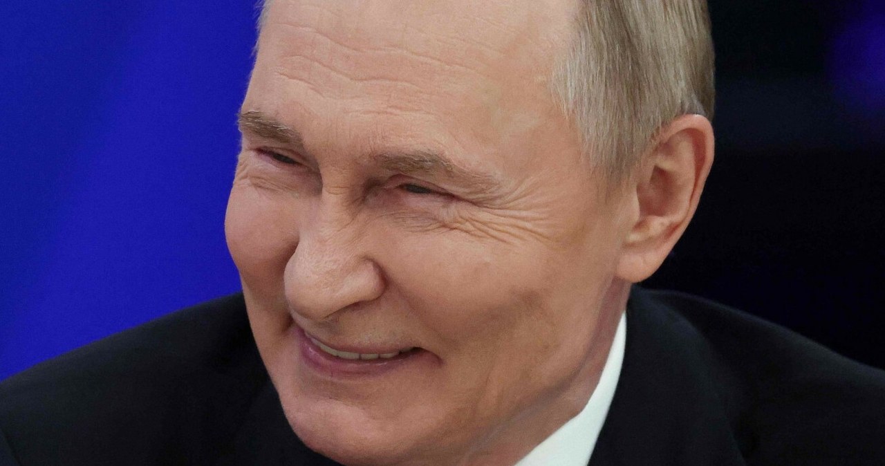 Dwa kraje UE wciąż kupują rosyjską ropę. Europejski przywódca chce "zacieśniać relacje z Moskwą"