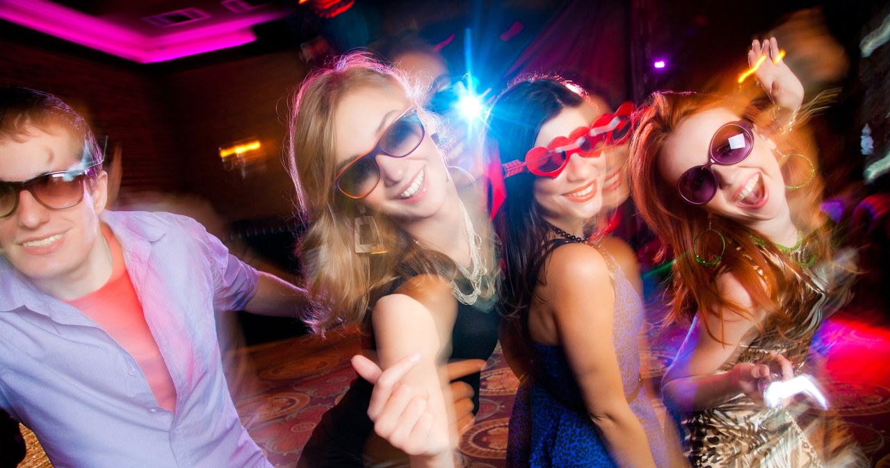 Impreza tylko dla singli z wartościami chrześcijańskimi. Wrocławska uczelnia zaprasza