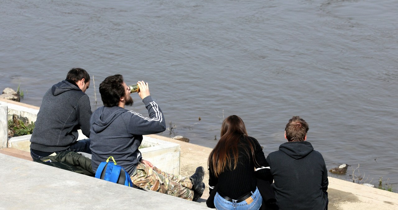 Warszawa podzielona ws. prohibicji. Na razie większość dzielnic przeciw