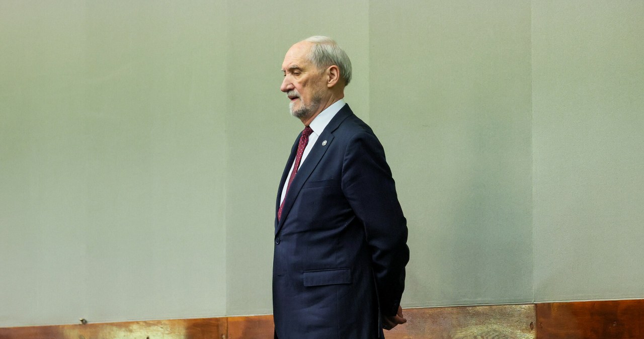 Mafijne powiązania i nazwiska polityków. Co ujawni aneks do raportu WSI?