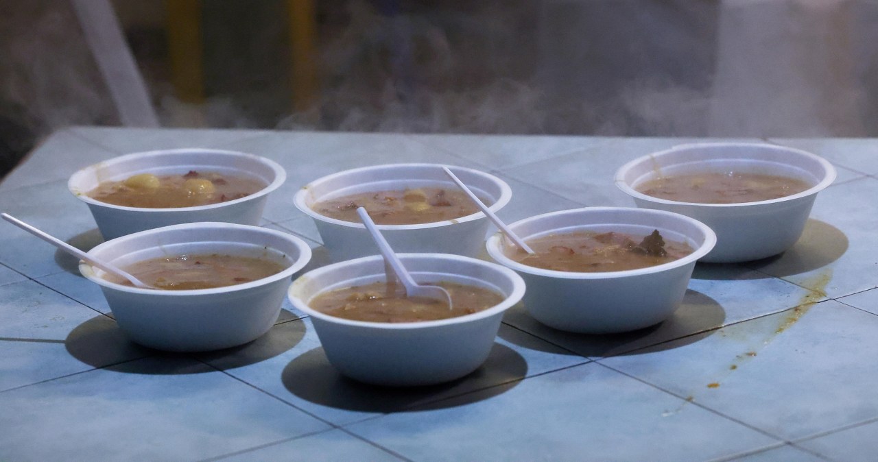 Tej zimy łódzki autobus dla bezdomnych pobił rekord