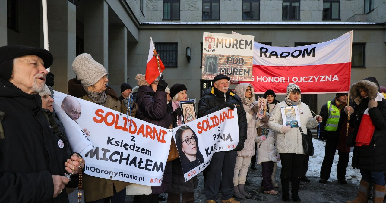 Ks. Michał O. przed sądem. Ruszył proces ws. Funduszu Sprawiedliwości