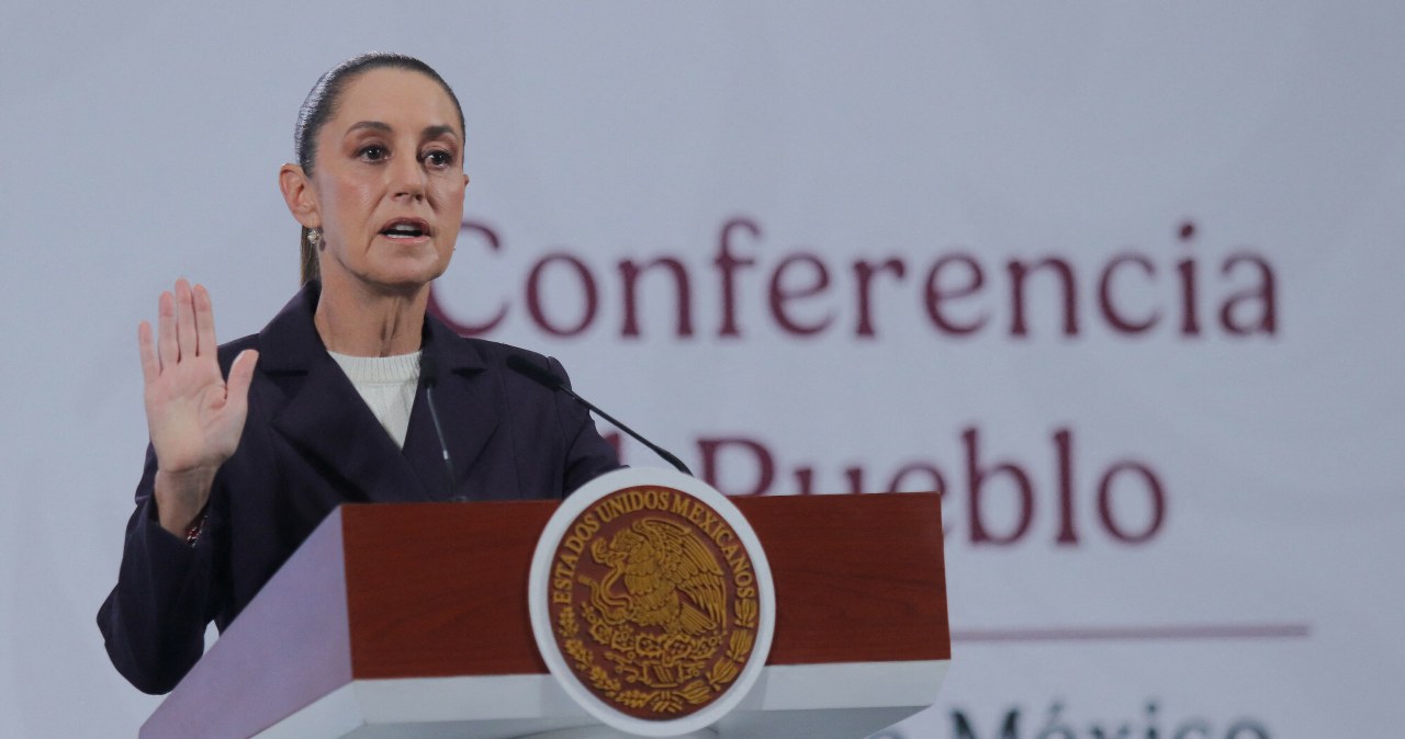 Obmacywał, próbował pocałować głowę państwa: Będzie akt oskarżenia