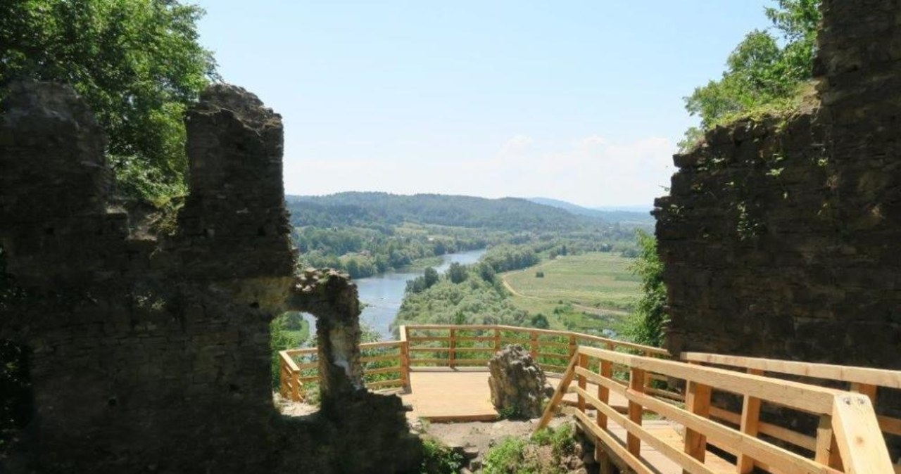 Odkryto sekrety zamku Kmitów. Zobacz, co skrywały ruiny