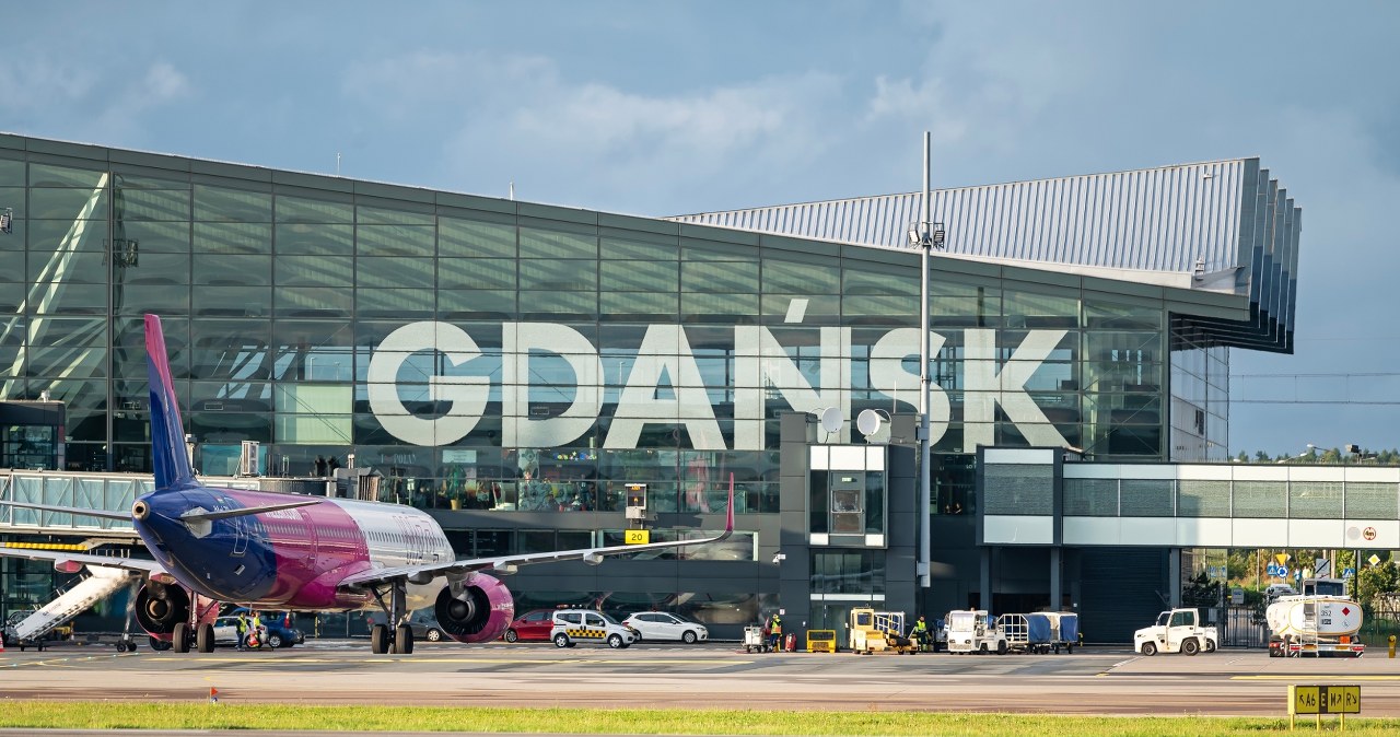 Złe wieści dla podróżnych. Te loty z Polski właśnie zniknęły z rozkładów