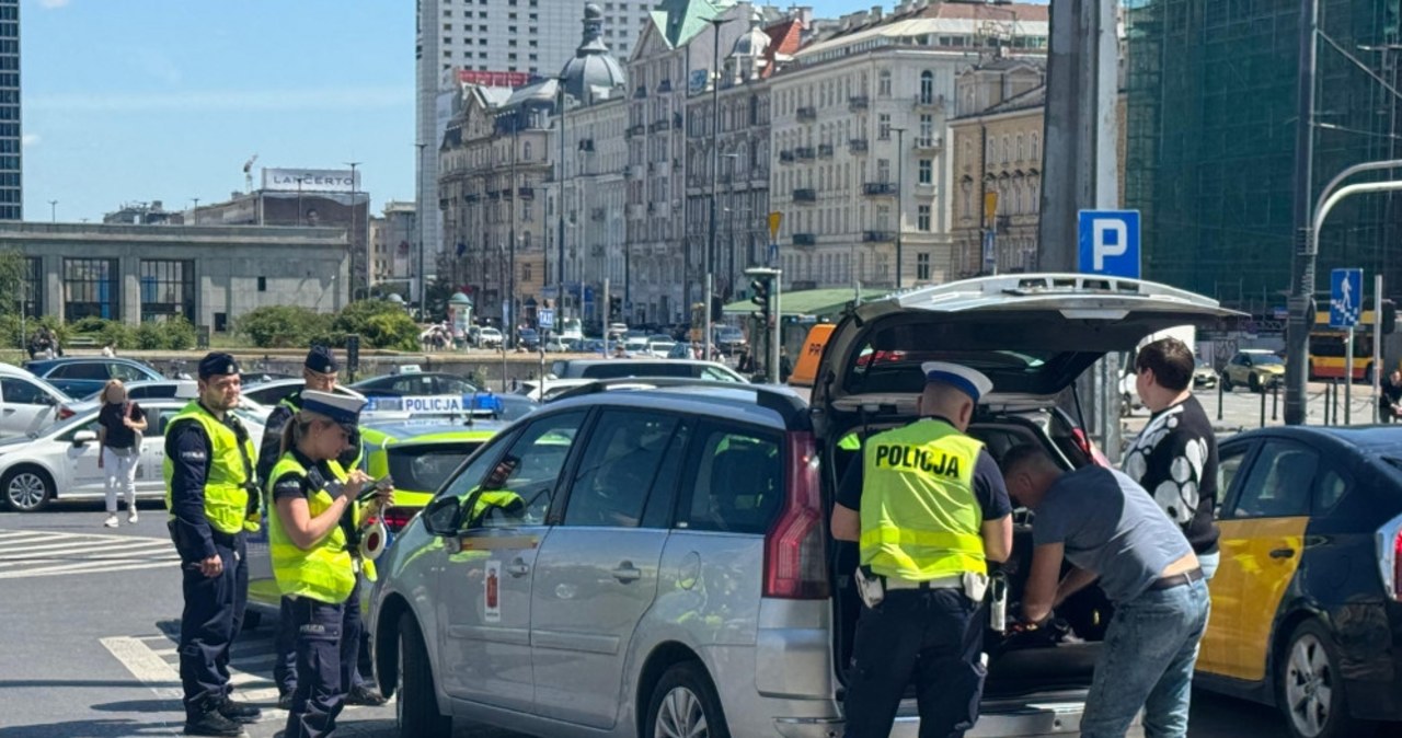 45 osób zatrzymanych. Kolejne kontrole na ulicach Warszawy