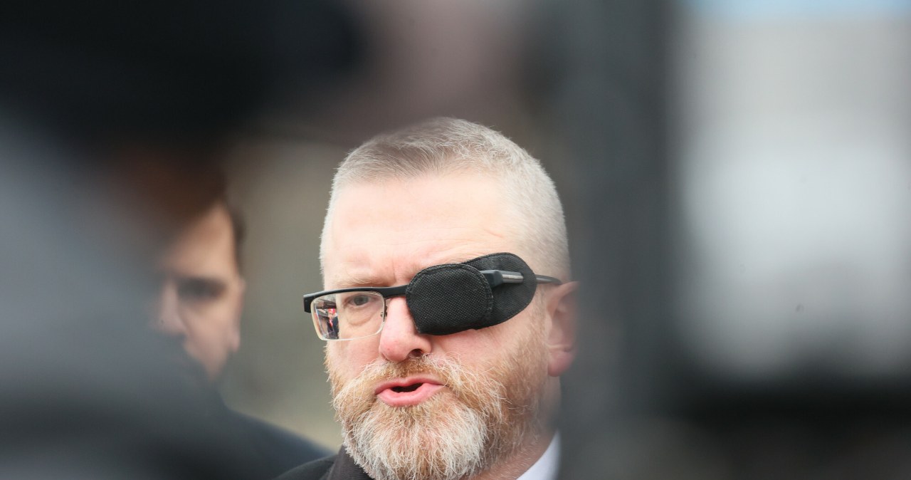 Czarne chmury nad partią Grzegorza Brauna?