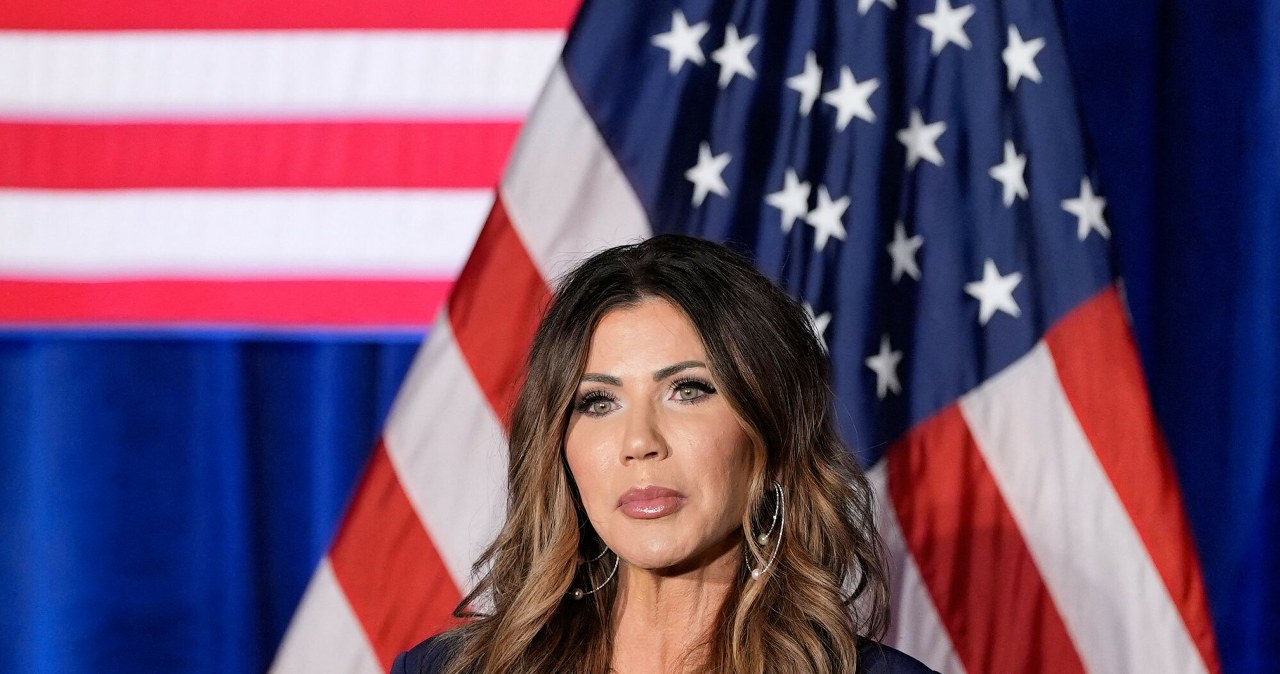 Opuść USA, dostaniesz 3000 dolarów. Bo jak nie...