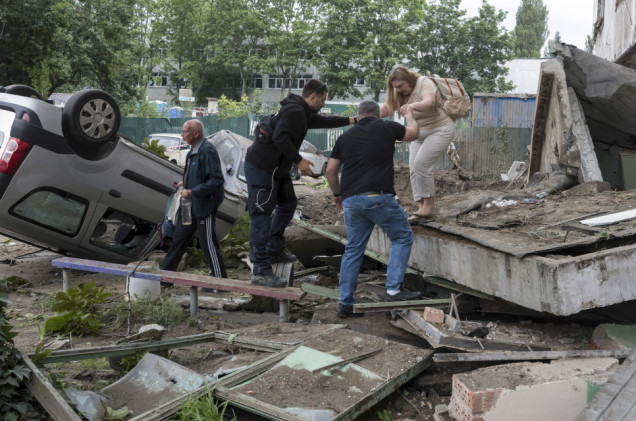 Rosja zaatakowała rakietami balistycznymi. Pożary w Kijowie