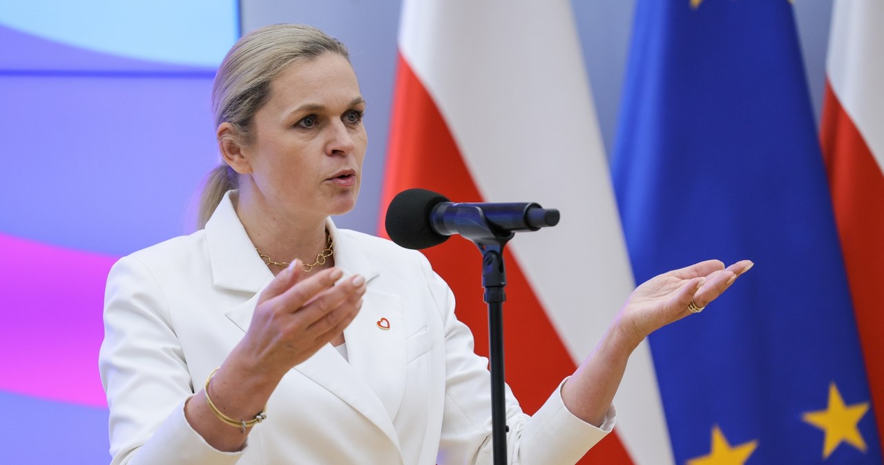 Duże zmiany w szkołach. Nowacka napisała list do uczniów i nauczycieli