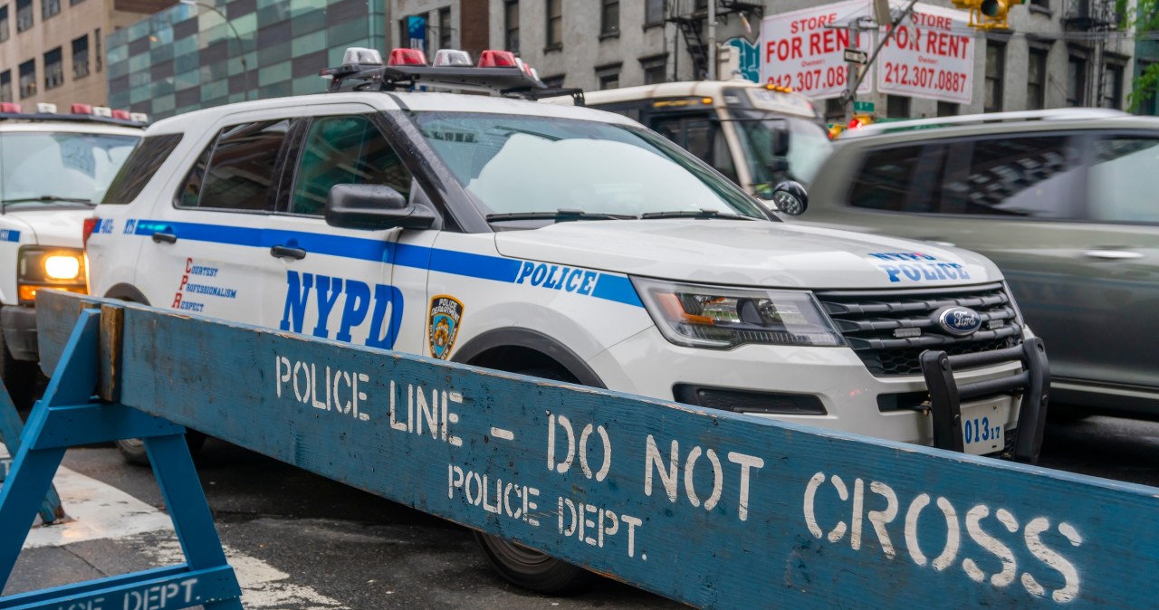 Niemowlę w wózku ofiarą strzelaniny. Napastnicy poruszali się na motorowerze