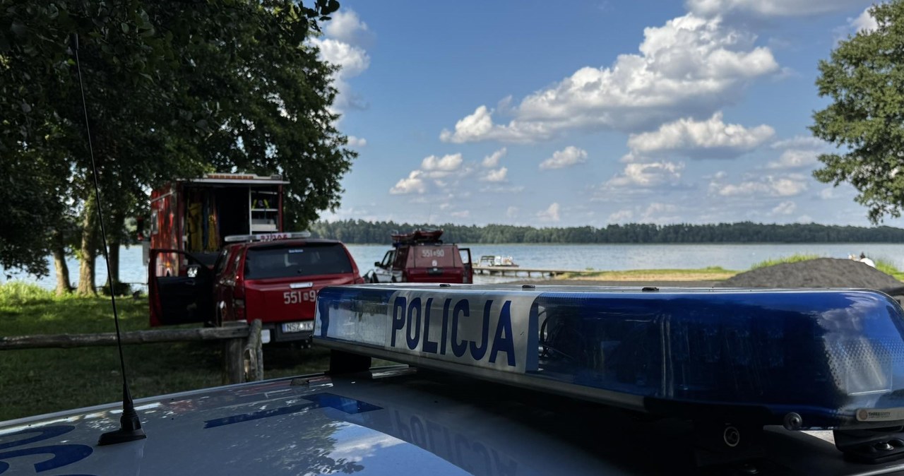 Dramat na jeziorze Sasek Mały. Poszukiwania wędkarza przerwane