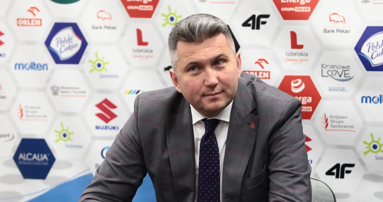 Czarne chmury nad Piesiewiczem. "Ludzie już go nie chcą"