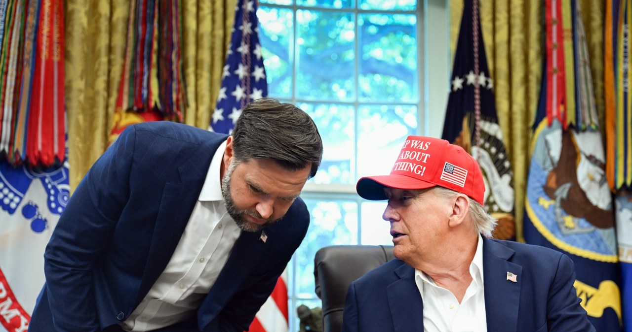 Rosjanie zwodzą Trumpa? J.D. Vance komentuje