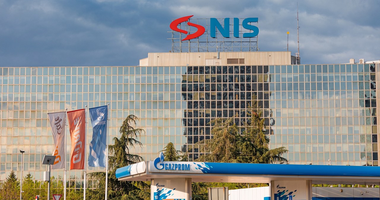 Serbom kończy się czas. Jedyna rafineria może zostać zamknięta za cztery dni