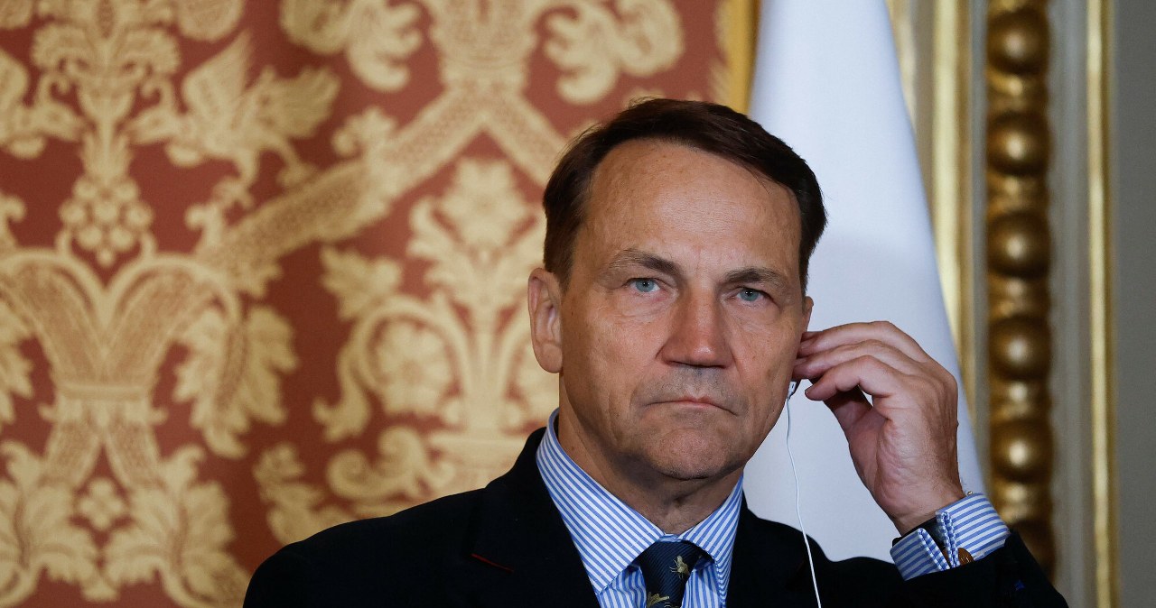 Sikorski zadowolony z postawy Indii ws. zakupów rosyjskiej ropy