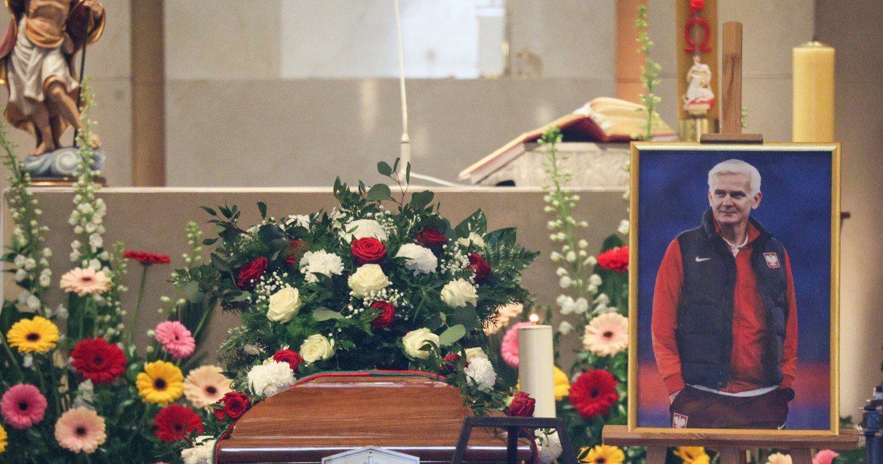 Ostatnie pożegnanie Jacka Magiery. Zmarł w wieku 49 lat