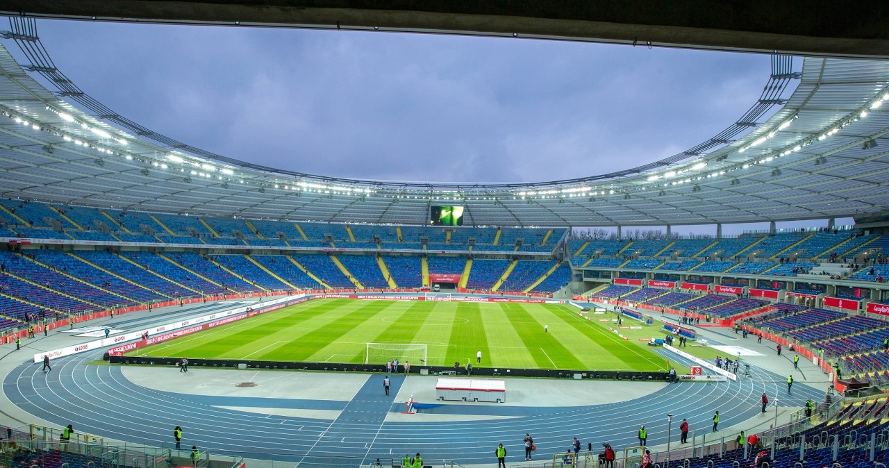 Wybierasz się na mecz Polaków? Sprawdź, co z komunikacją