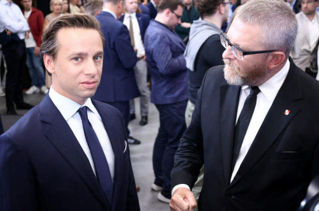 Najnowszy sondaż. Skrajna prawica idzie po władzę