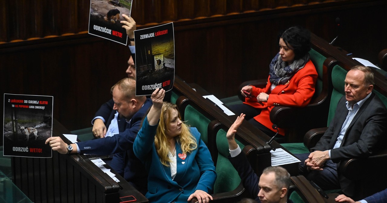 Kto zmienił zdanie ws. ustawy łańcuchowej? Wyniki głosowania