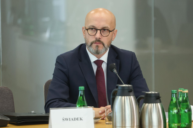 „Potężnie uderzyli, ale ustoję”. Były szef CBA odpiera zarzuty