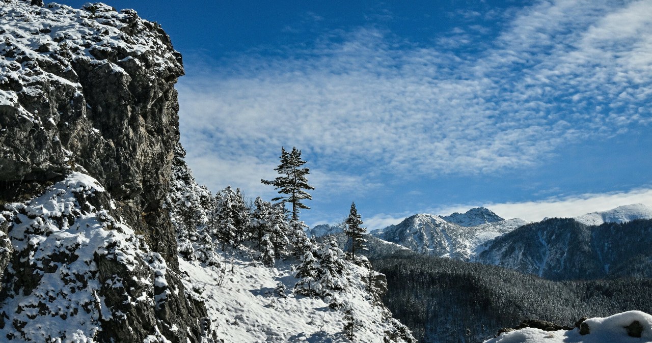 Trzeci stopień zagrożenia lawinowego w Tatrach. TOPR apeluje o ostrożność