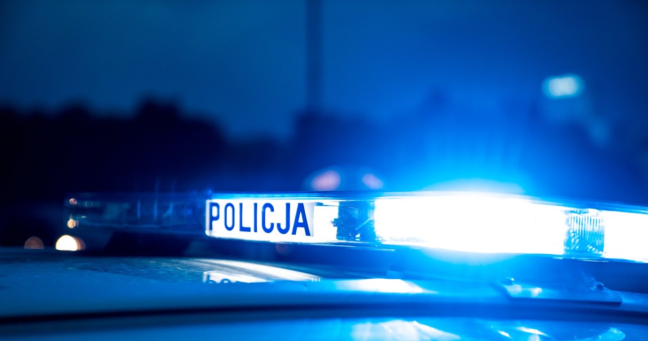 Nie żyje 18-latek znaleziony przed dyskoteką. Dwie osoby w rękach policji
