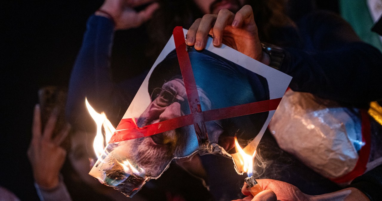 USA zawahały się przed uderzeniem w Iran? "Wstrzymano przygotowania bombowców"