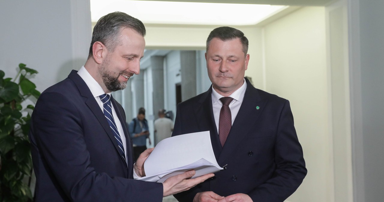 Czym projekt PSL różni się od prezydenckiego "SAFE 0 proc."?