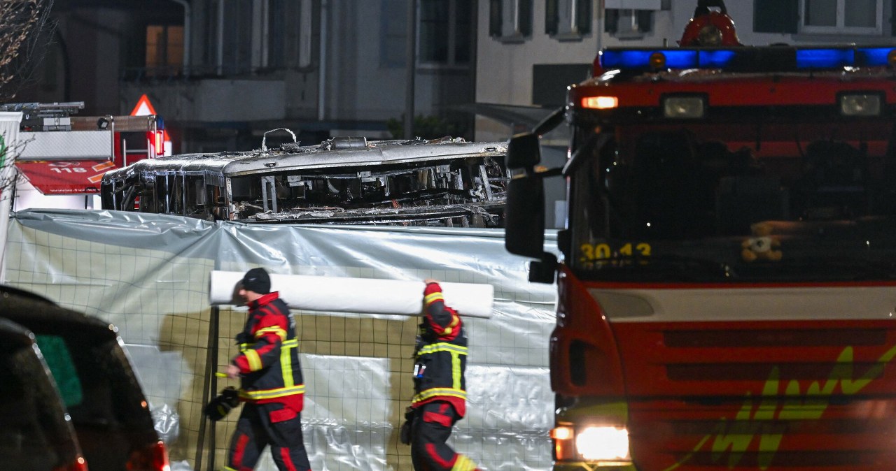 Sześć osób zginęło w pożarze autobusu na zachodzie Szwajcarii