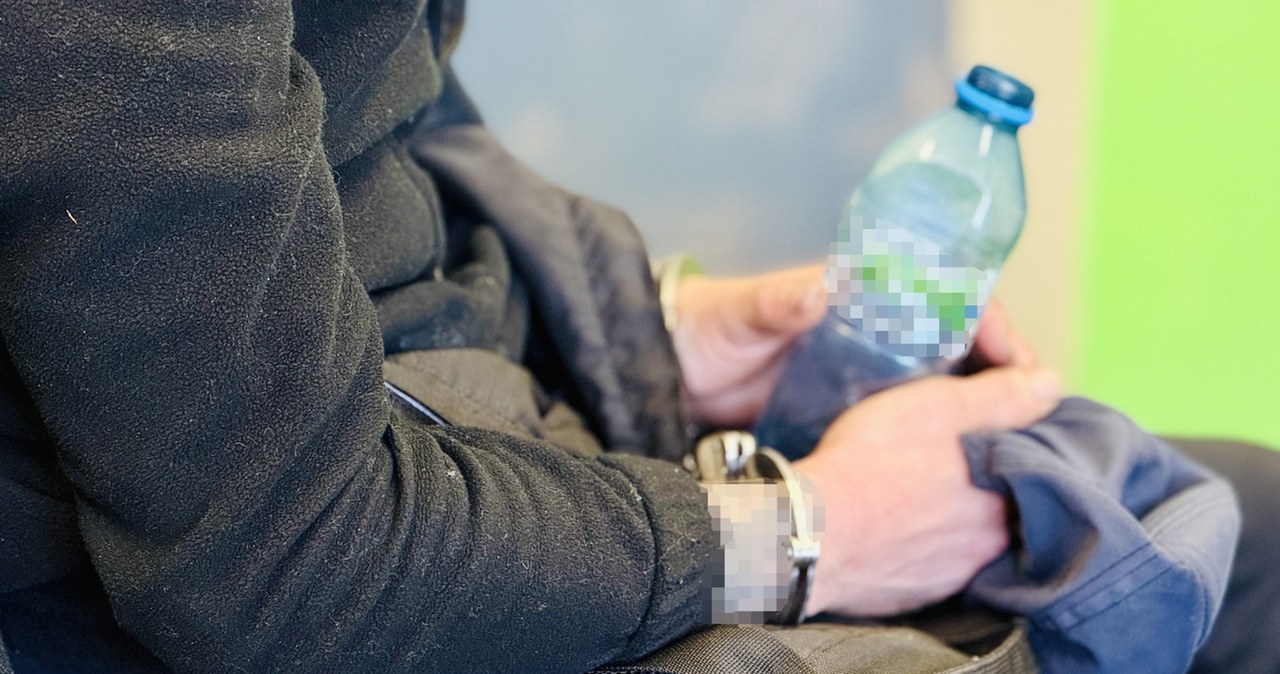 Chciał podpalić partnerkę. Niebezpieczny incydent na klatce schodowej