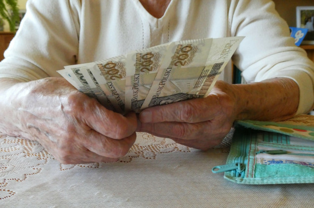 Dodatkowe kilkaset złotych do emerytury. Trzeba spełnić jeden warunek