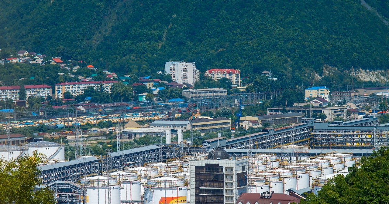 Ukraina zaatakowała w nocy rosyjską rafinerię w Tuapse. Trwa ewakuacja