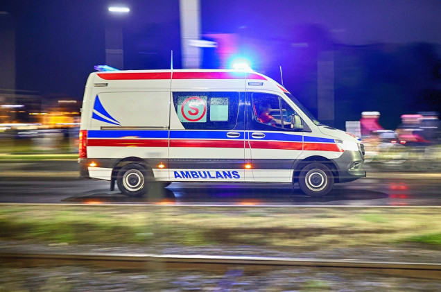 Tragedia w Wielkopolsce. Osobówka śmiertelnie potrąciła pieszego
