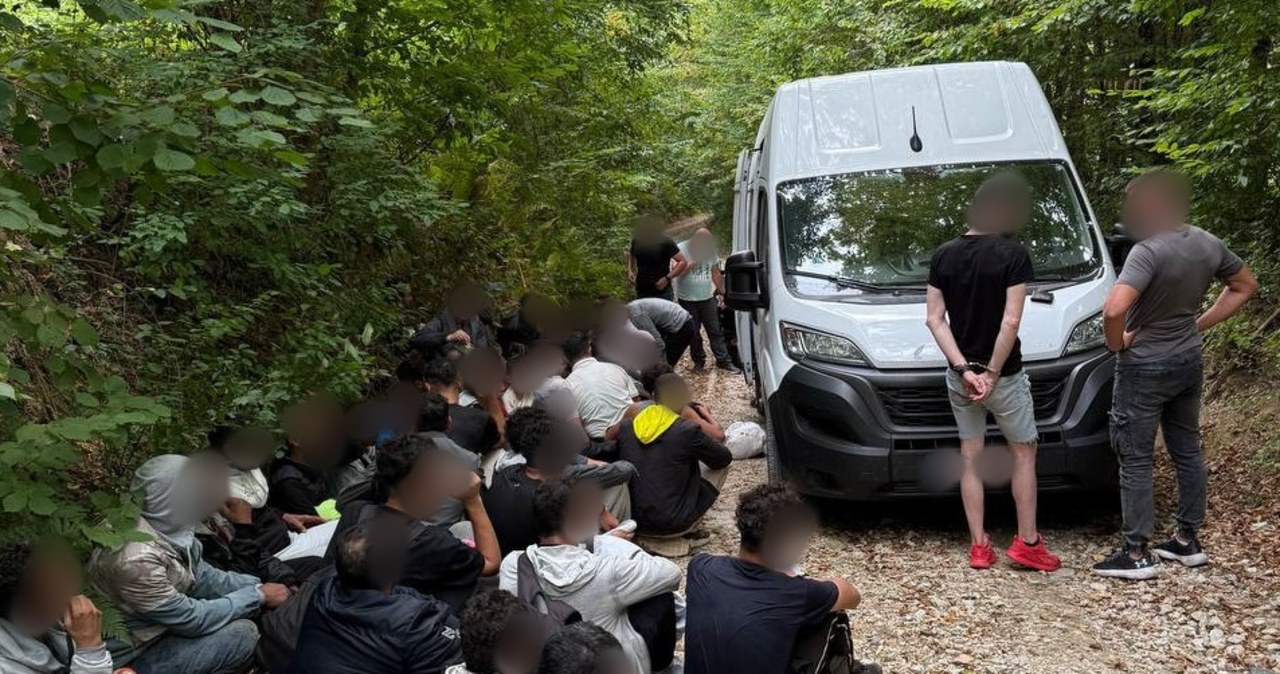 47 Syryjczyków w busie. Dwoje Polaków zatrzymanych