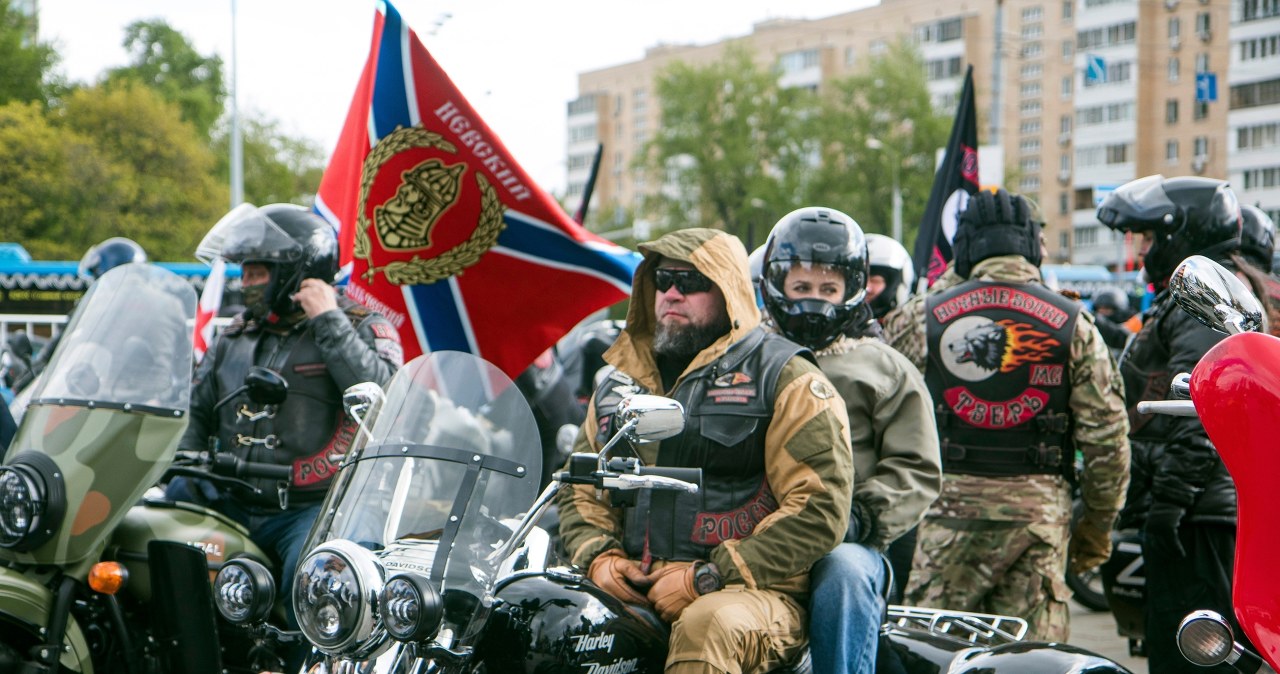 Putinowskie Nocne Wilki na nielegalnym święcie w Republice Serbskiej