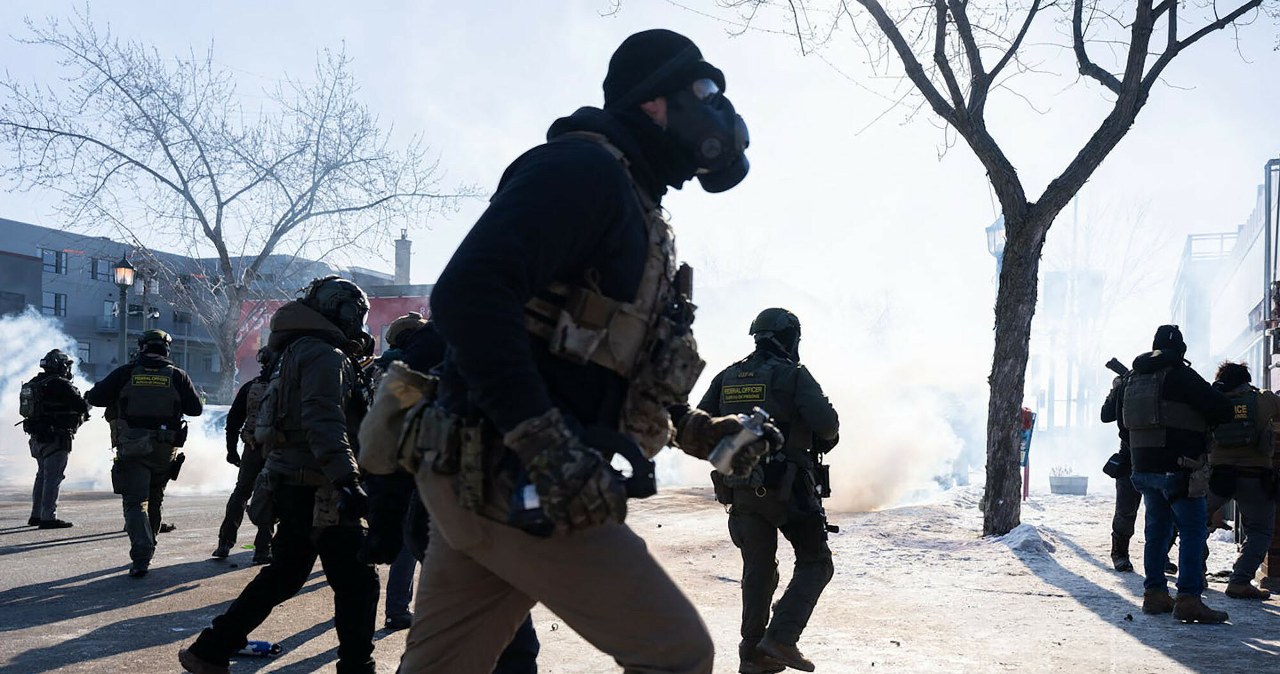 ​Gorąco w Minneapolis. Agenci ICE próbowali wedrzeć się do konsulatu