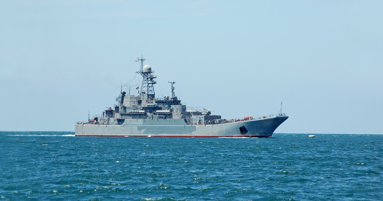 Rosyjski statek u wybrzeży Hawajów. Niedaleko ważna baza wojskowa