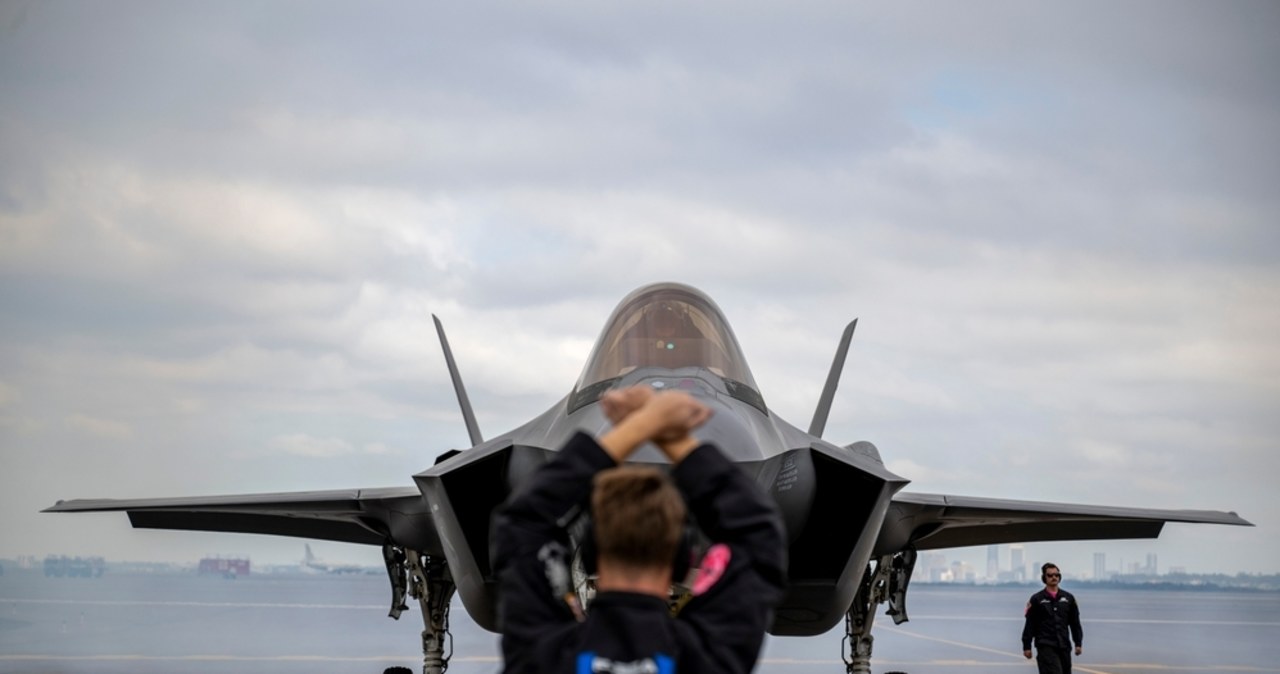 Wielka Brytania kupuje F-35A do przenoszenia broni jądrowej