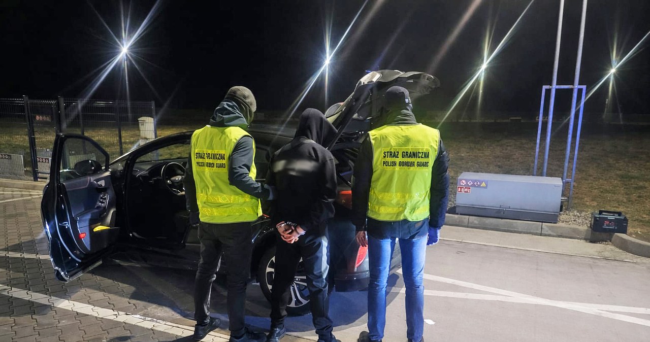 Auto wytypowane do kontroli. W środku przesyłka, którą należało zatrzymać