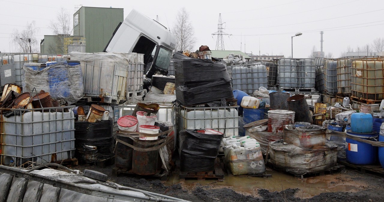 W końcu. Tony niebezpiecznych odpadów usunięte