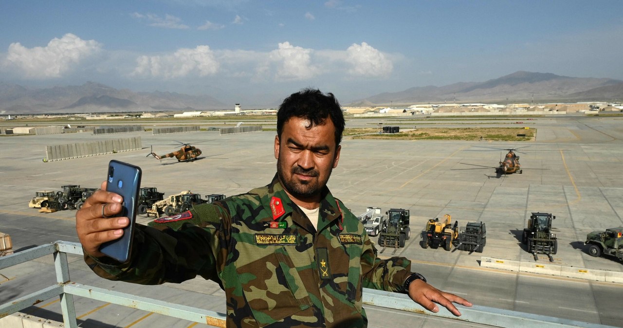 Co z bazą Bagram? Talibowie odpowiedzieli Trumpowi