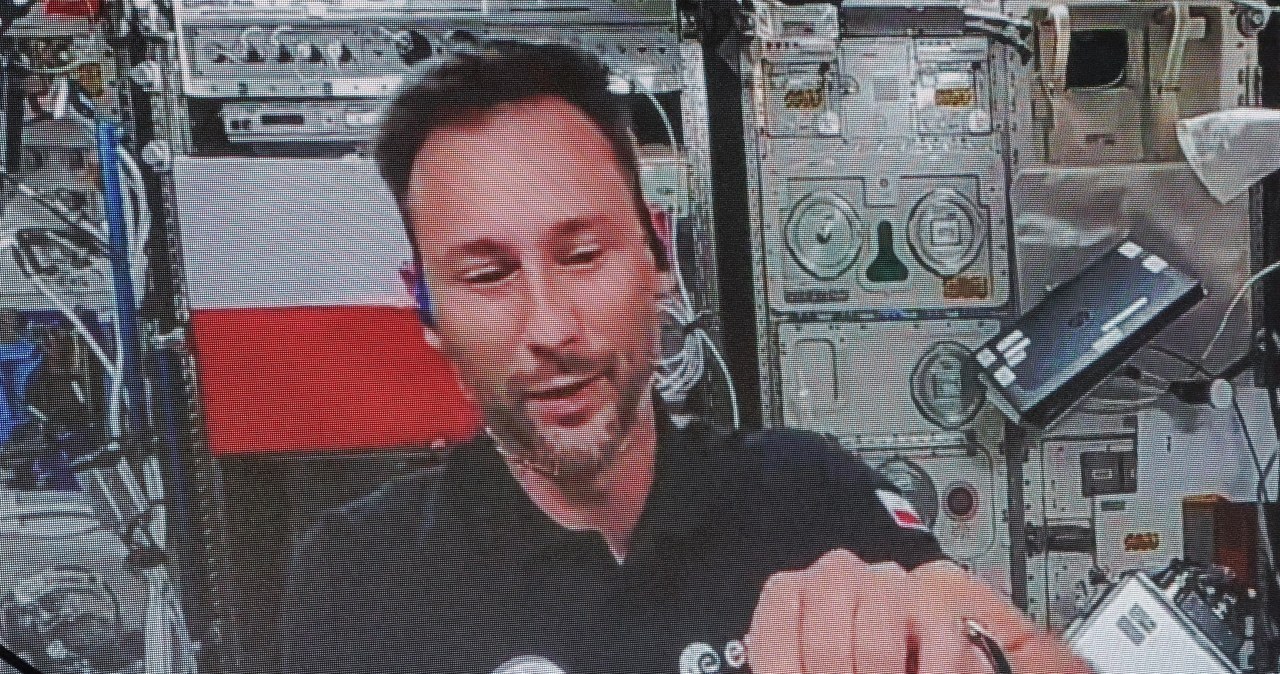 Koniec kosmicznej przygody Polaka! Sławosz Uznański-Wiśniewski żegna się z ISS