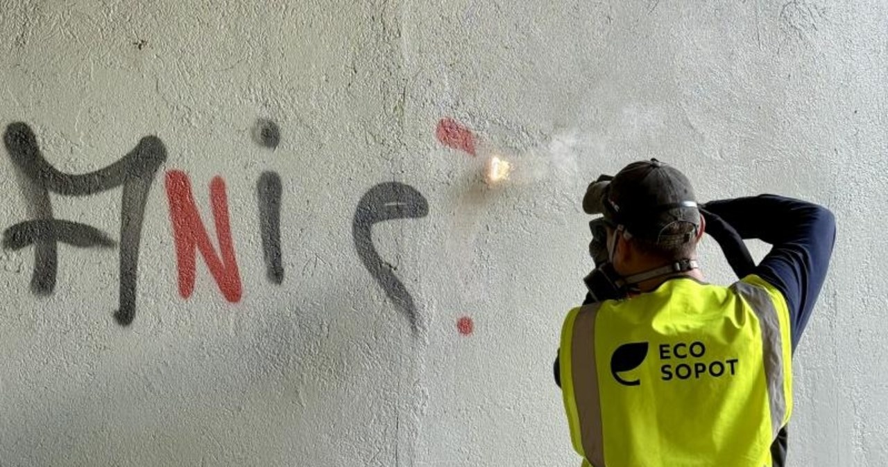 Laserem w graffiti. Tak Sopot walczy z wandalami