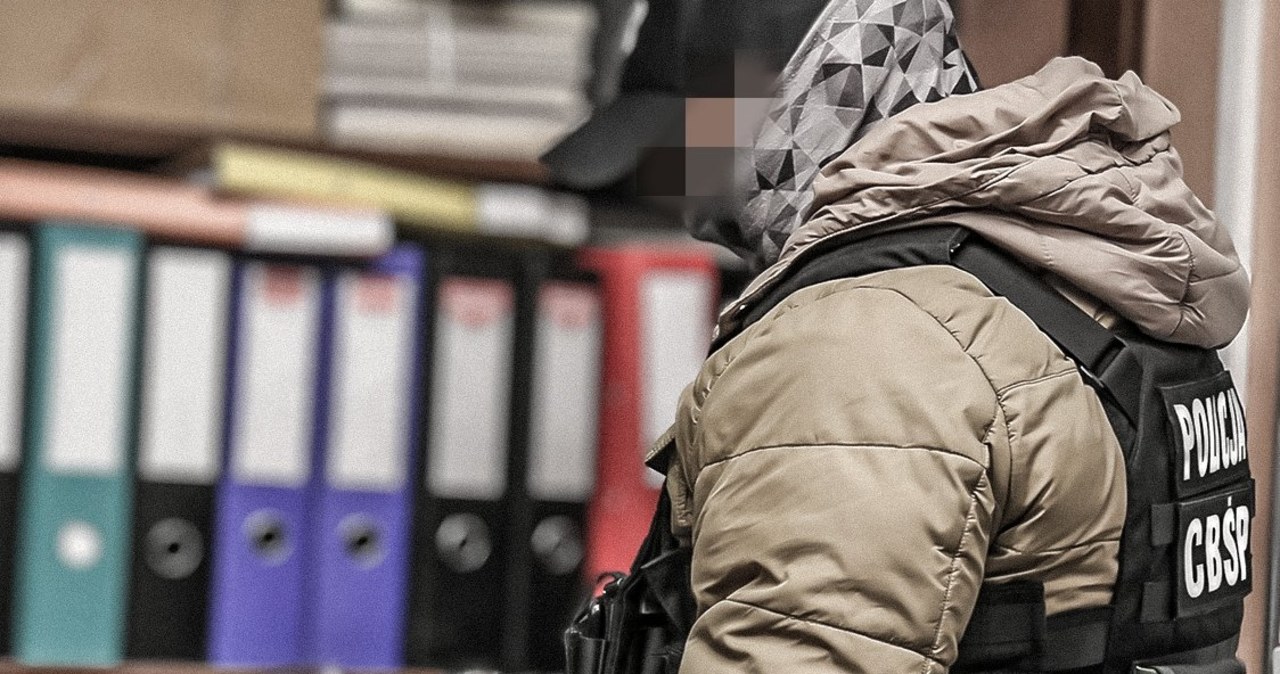 Ponad 140 osób z zarzutami w gigantycznej aferze